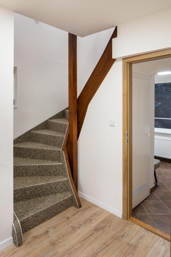 Minimalistic House In Vinohrady By Prague Days Βίλα Εξωτερικό φωτογραφία